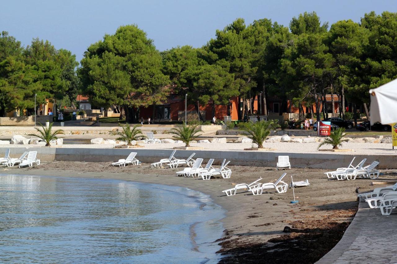 Apartments With A Parking Space Umag - 7110 Εξωτερικό φωτογραφία