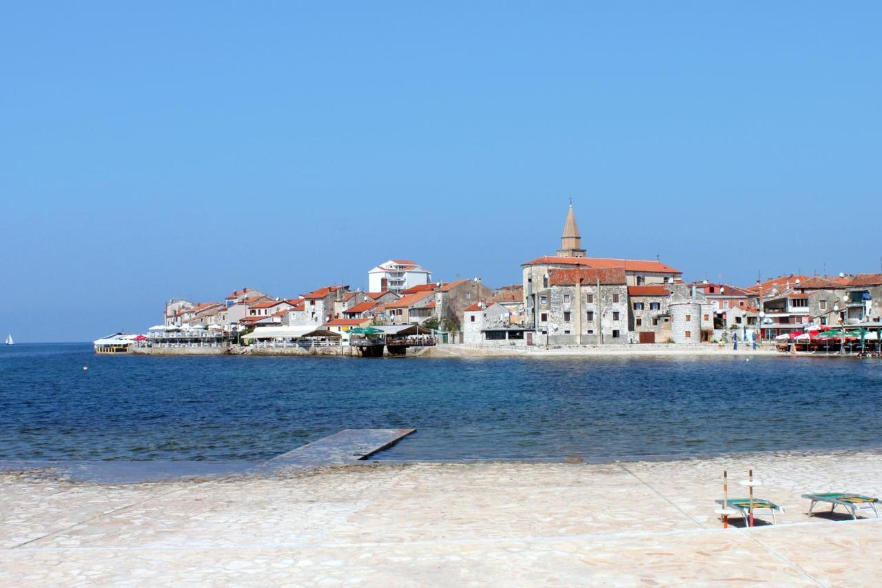 Apartments With A Parking Space Umag - 7110 Εξωτερικό φωτογραφία
