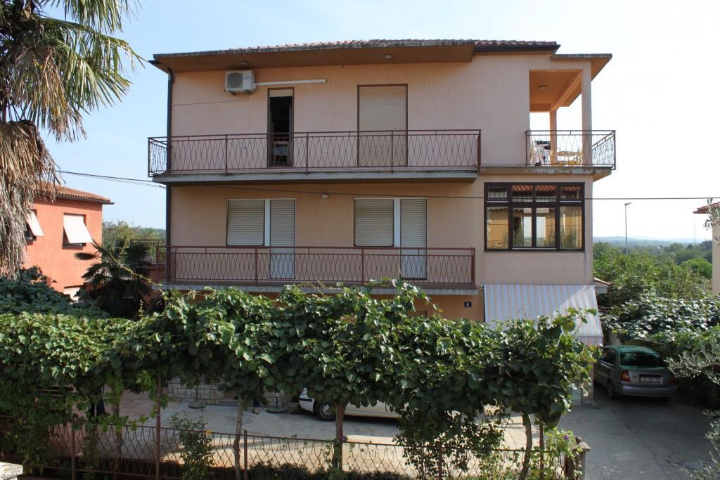 Apartments With A Parking Space Umag - 7110 Εξωτερικό φωτογραφία